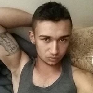 Meet your Posher, Janio